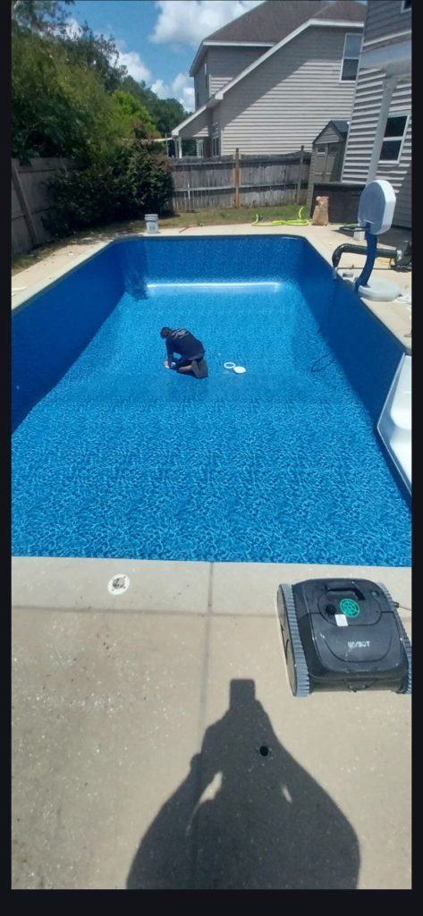 Luxurious and Spacious Pool